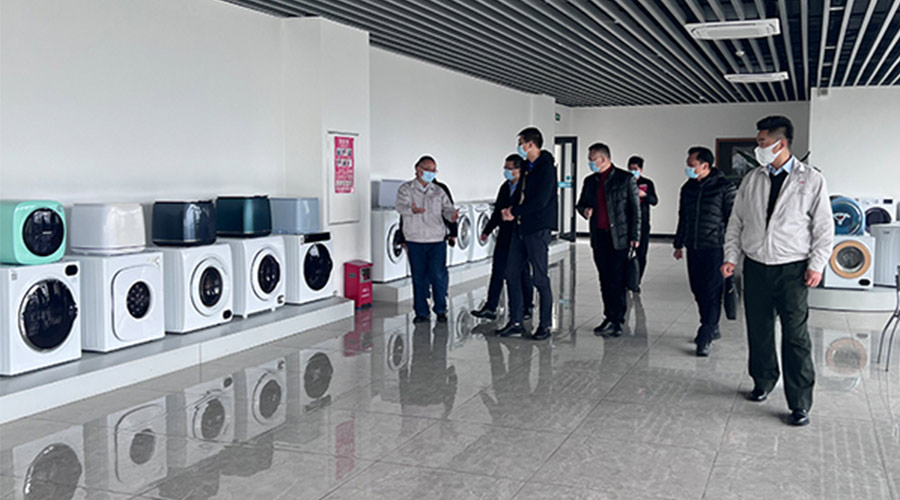 分享交流！鶴山市領(lǐng)導(dǎo)以及書記一同到訪金環(huán)電器