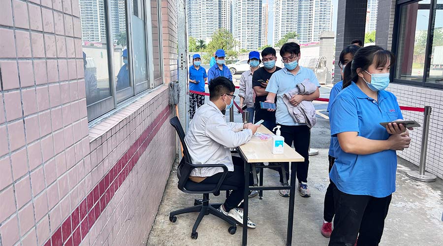 迅速防疫！金環(huán)電器積極配合醫(yī)護人員上門測核酸！